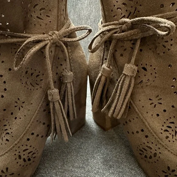 Jellypop Faux Leather Heeled Sandals Size 5.5 - Picture 4 of 7